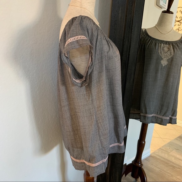 THML Embroidered Blouse - Picture 3 of 8
